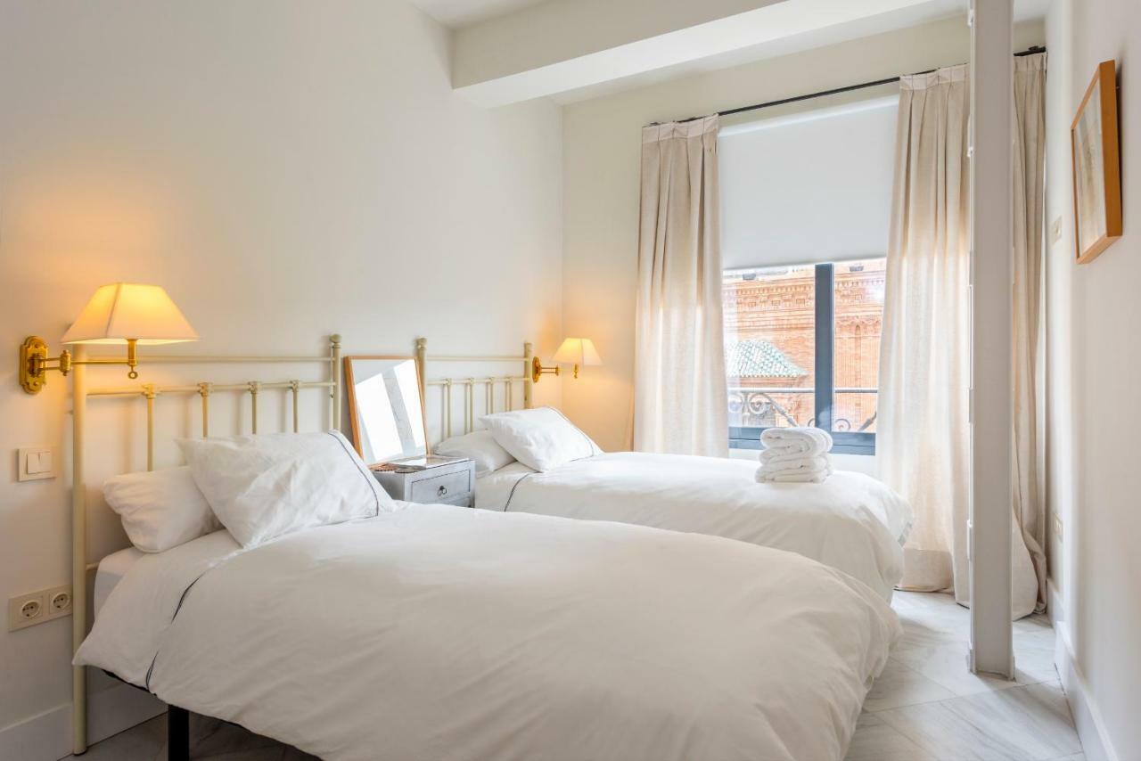 Apartamento La Catedral Севилья Экстерьер фото